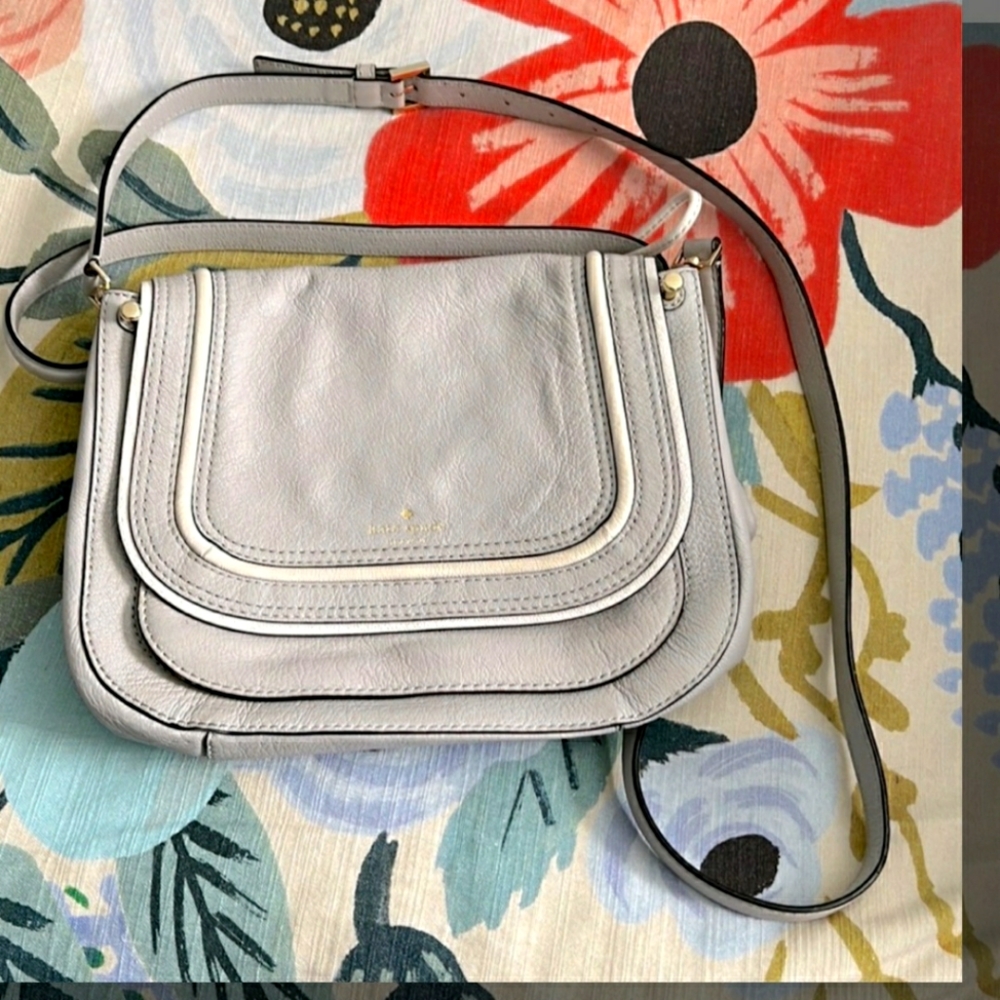 Authentic Kade Spade purse.